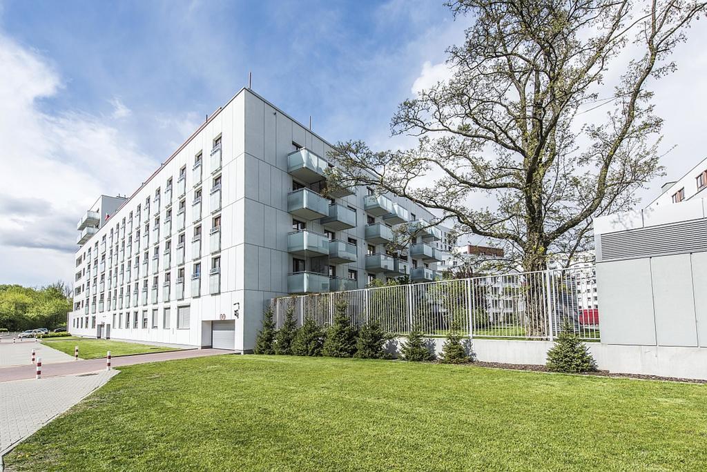 P&O Apartments Metro Mlociny Warsaw Exterior photo